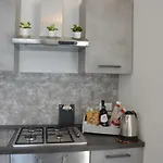 Lescen White - Swimming Pool Lezzeno