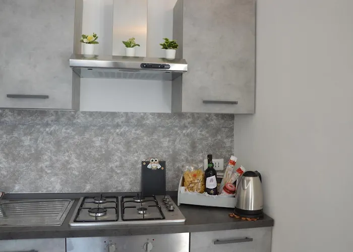 Lescen White - Swimming Pool Лезено