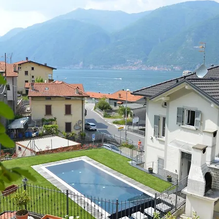 Lescen White - Swimming Pool Apartament