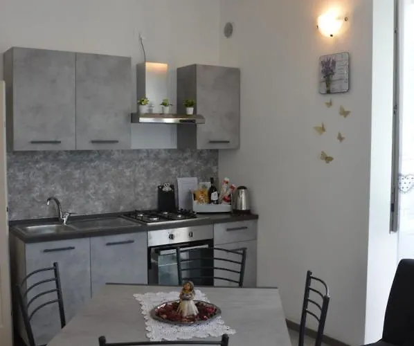 Lescen White - Swimming Pool Apartament *